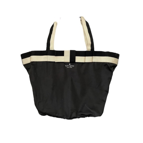 kate spade Handbags - KATE SPADE Barrow Street Annabel Diaper Tote—no changing pad